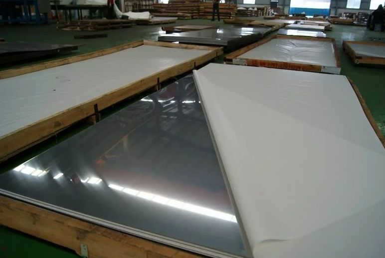 Лист нержавейки зеркальный. Sheets Stainless Steel 316. Лист AISI 430 0,8х1250х2500 №4/pe. Лист AISI 304 плёнка. Плита нержавеющая ss304.