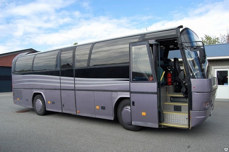 Автобус в аренду перевозка пассажиров 50 мест