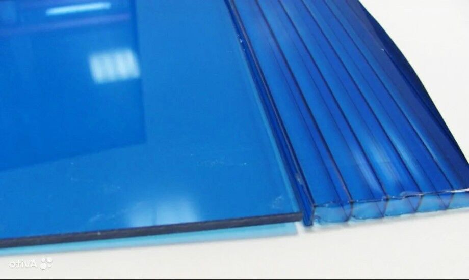 Монолитный поликарбонат КОЛИБРИ Синий 1,8 мм (1,525х2,05 м) Полигаль