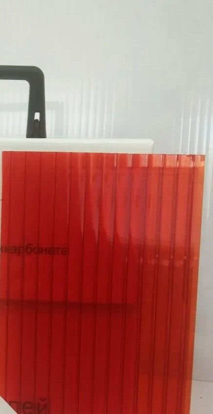 Сотовый поликарбонат PLATINO Красный 10 мм (2,1*6 м) PetAlex Platino