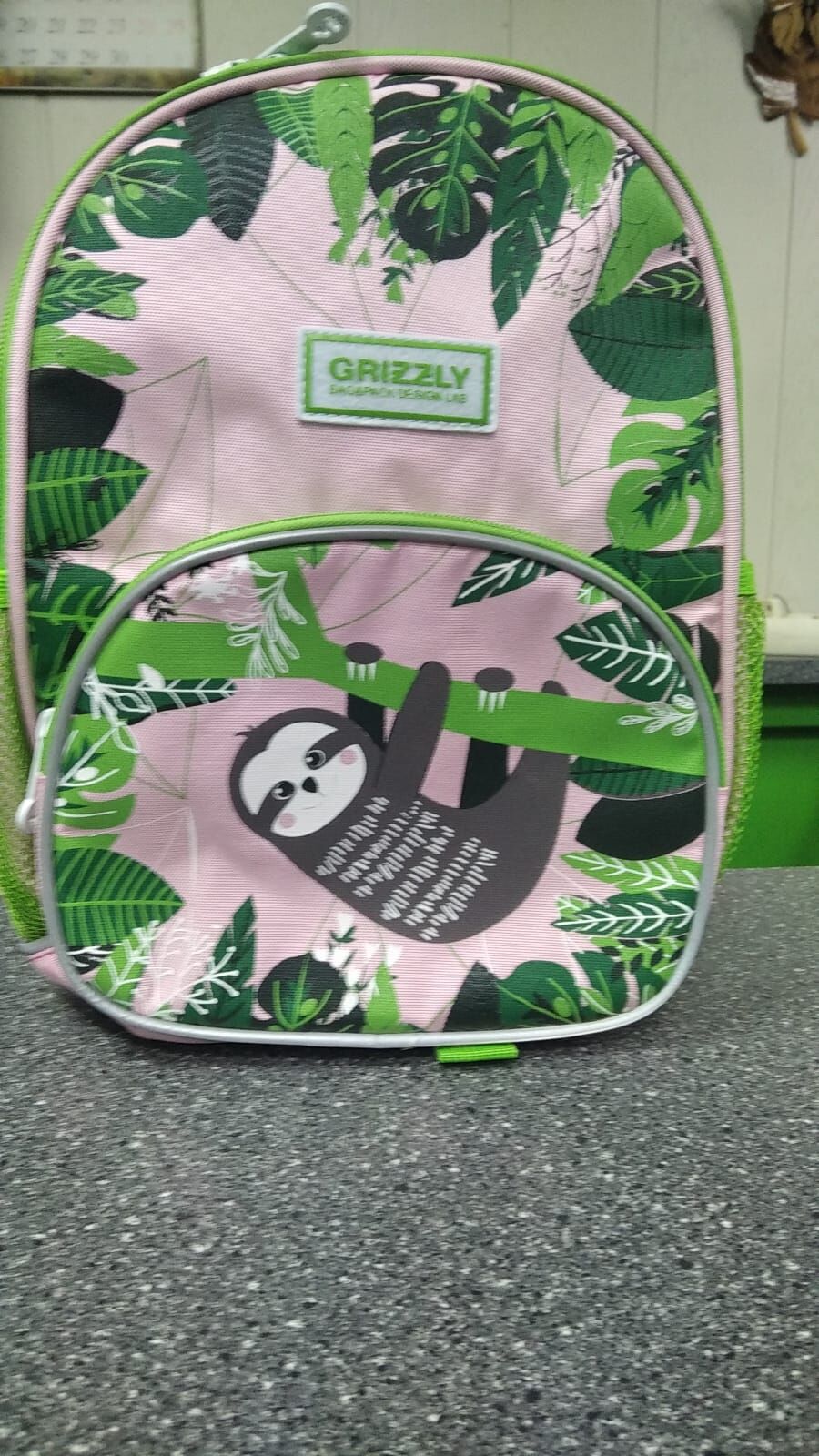 Детский рюкзак Grizzly 22*30*11см 3 кармана розовый