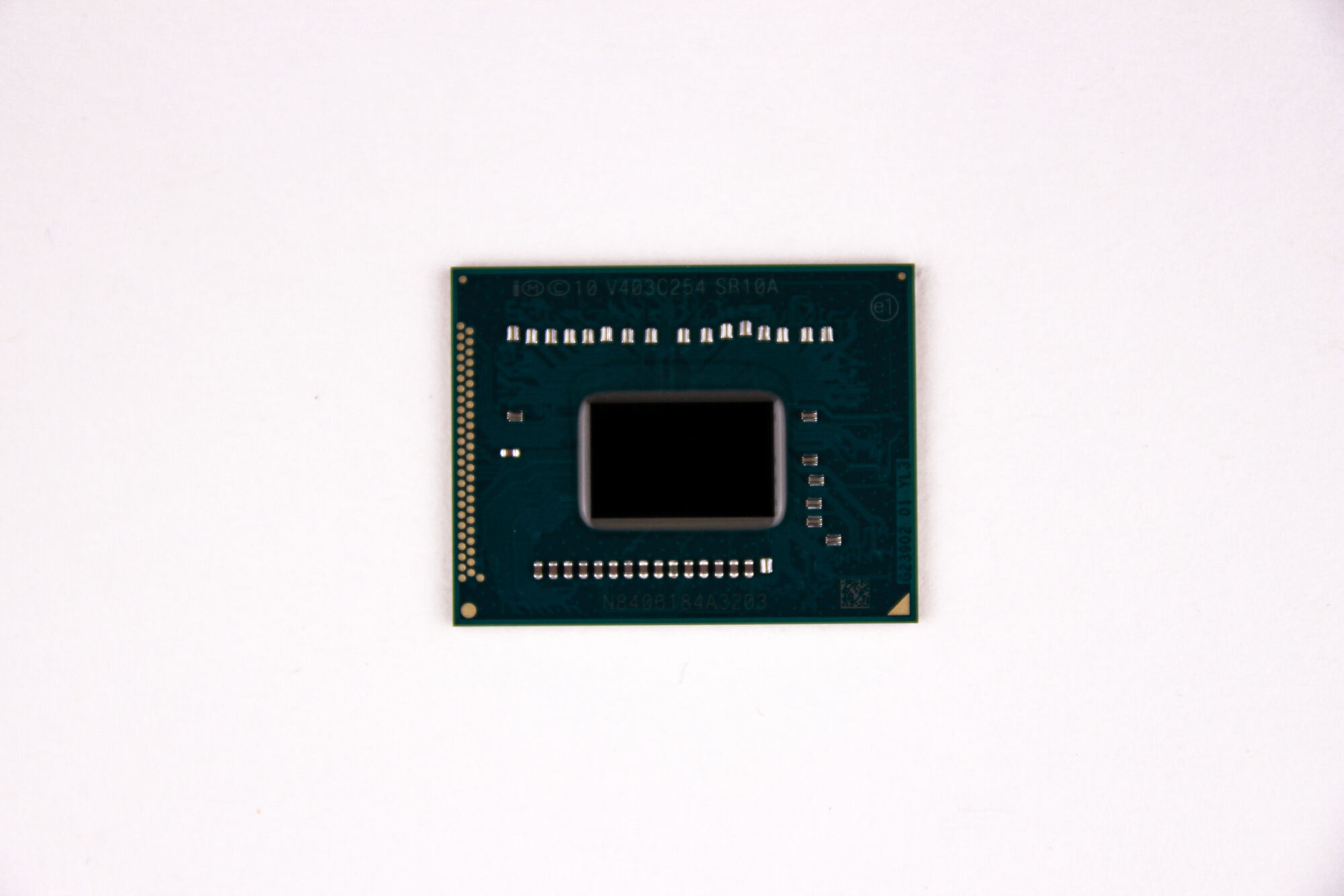 Микросхема SR10A 1017U BGA1023 Intel