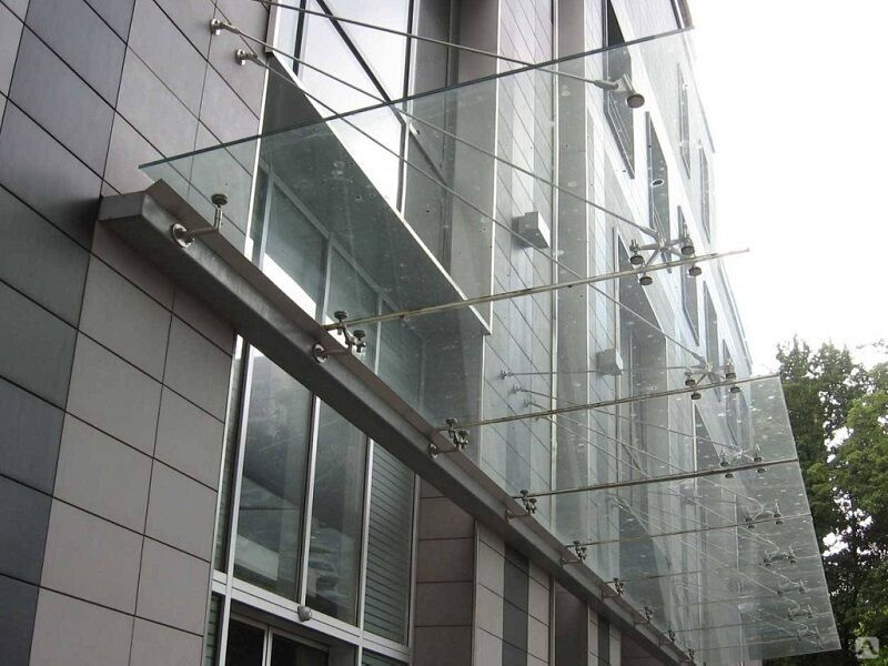 Козырьки цельностеклянные купить от 20 000 до 30 000 руб./шт. в ...